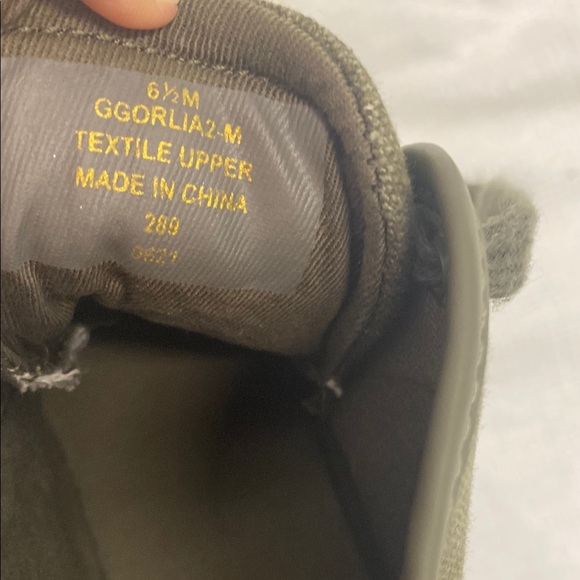 G by Guess Green and White Sneakers for Everyday Style - Picture 6 of 6